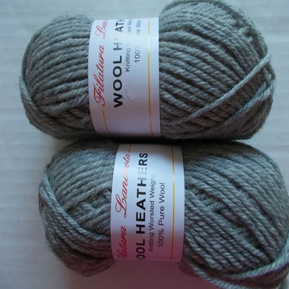 filatura-lanarota-wool-heathers-100-wool-yarn-light-grey-lot-of-2-104-yds-ea