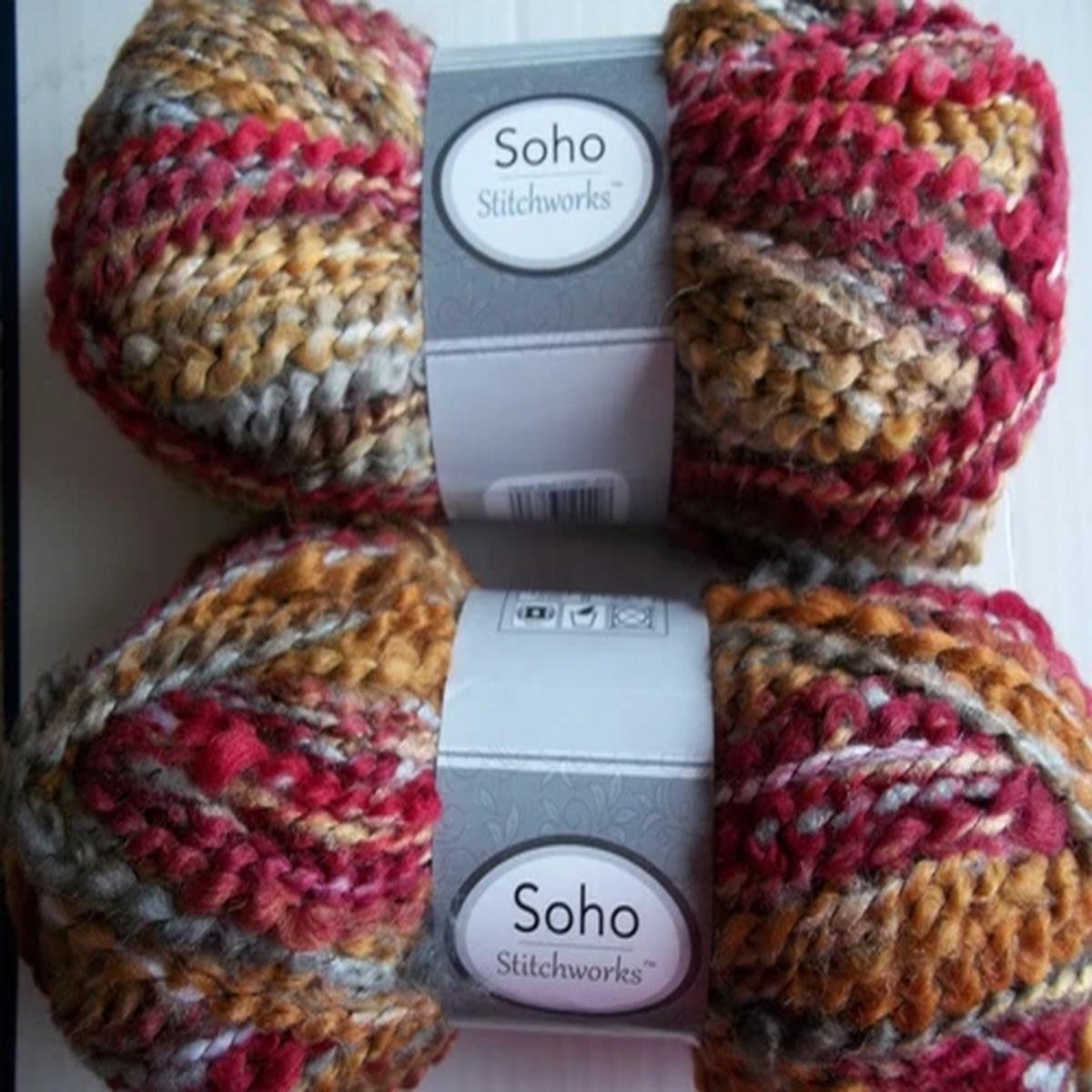 herrschners-stitchworks-boucle-yarn-harvest-blend-lot-of-2-92-yds-each