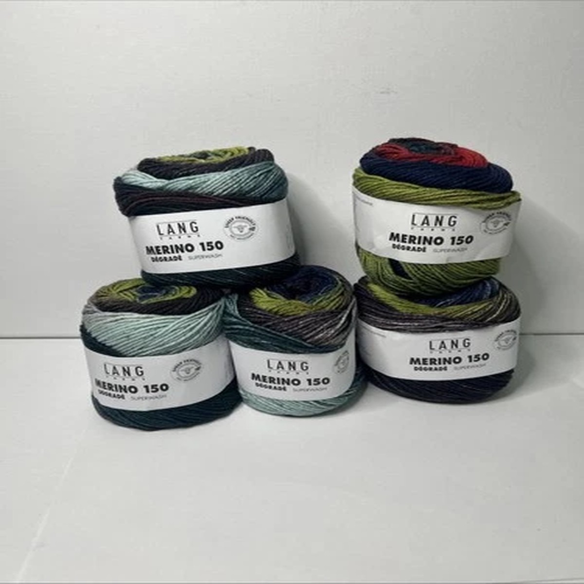 lang-yarns-merino-150-100-superwash-wool-five-balls-two-colors-new-ls2