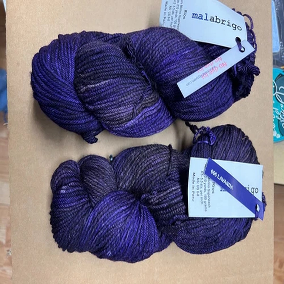 malabrigo-worsted-100-merino-kettle-color-lavanda-210-yards