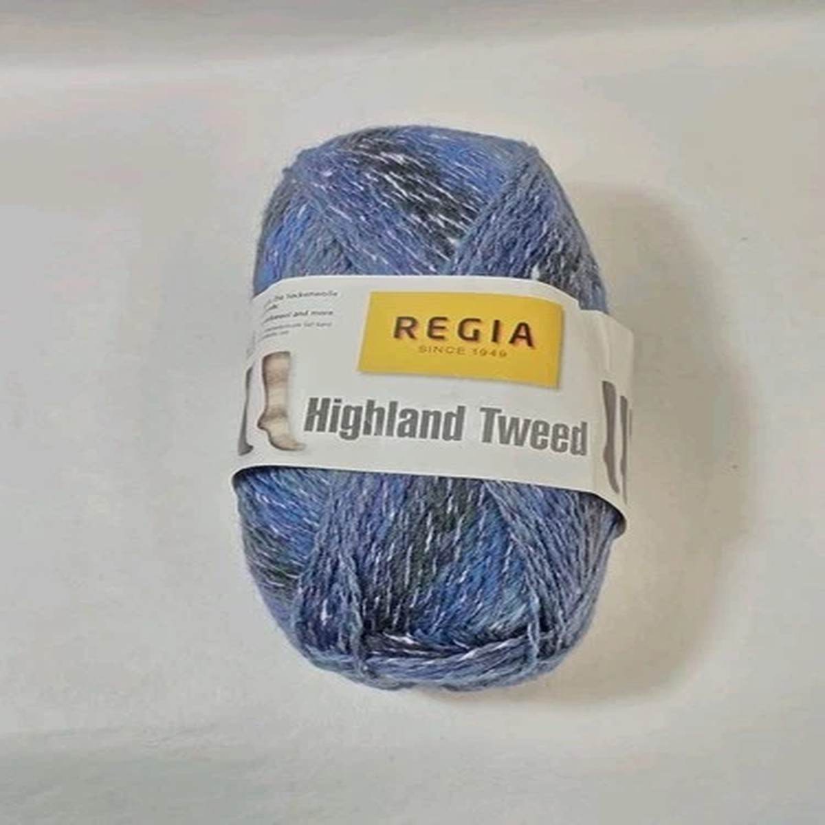 blues-greens-regia-sock-yarn-italy-highland-tweed-150g-wool-blend