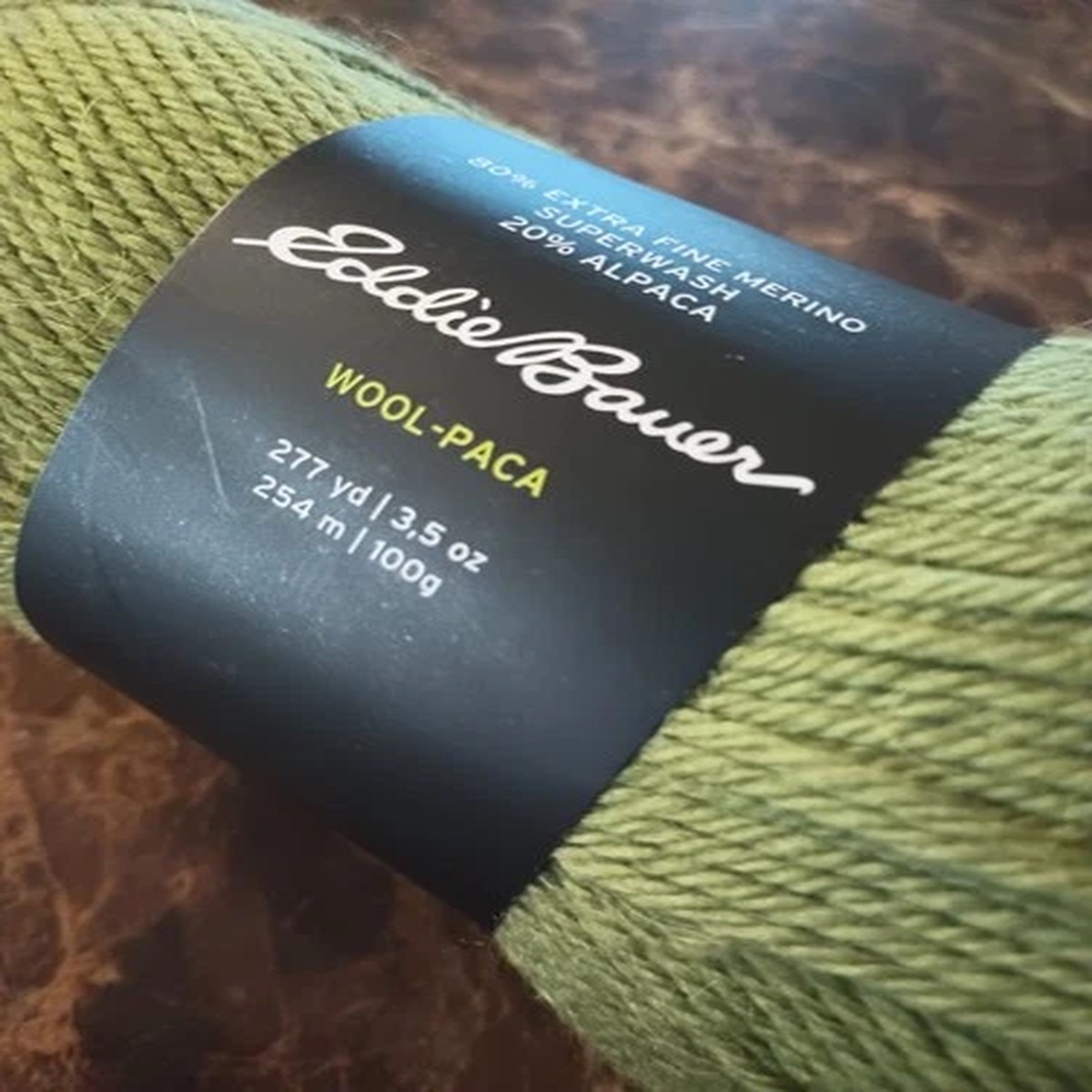 eddie-bauer-green-olive-wool-paca-yarn-80-merino-20-alpaca-277-yd-3-5-oz