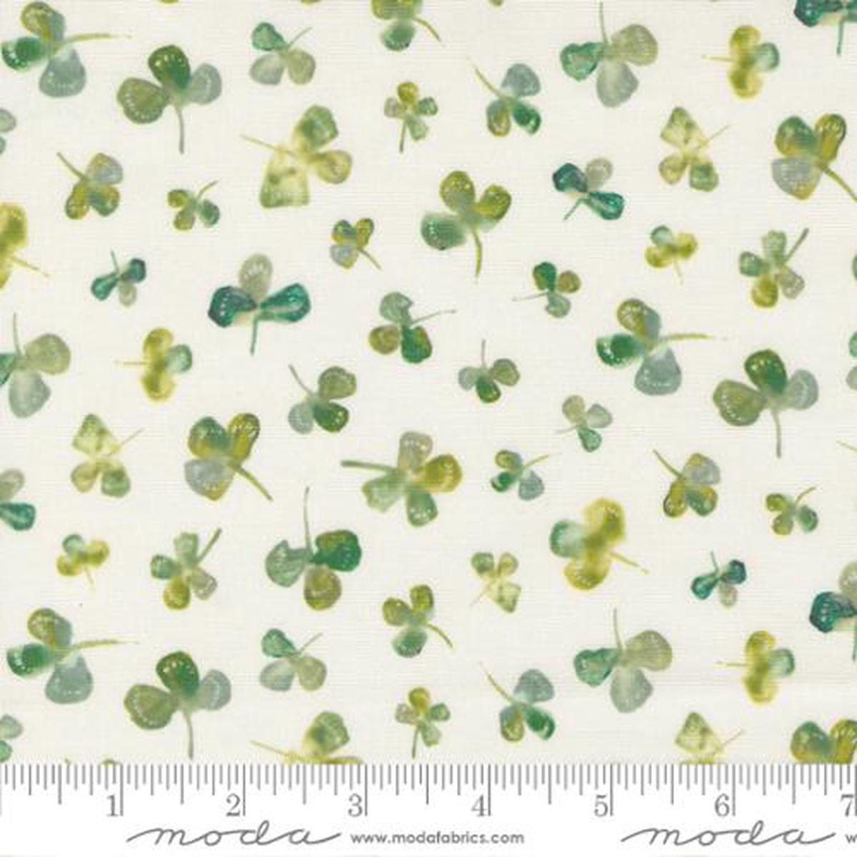 sweet-cecily-collection-clover-blenders-cotton-fabric-24643