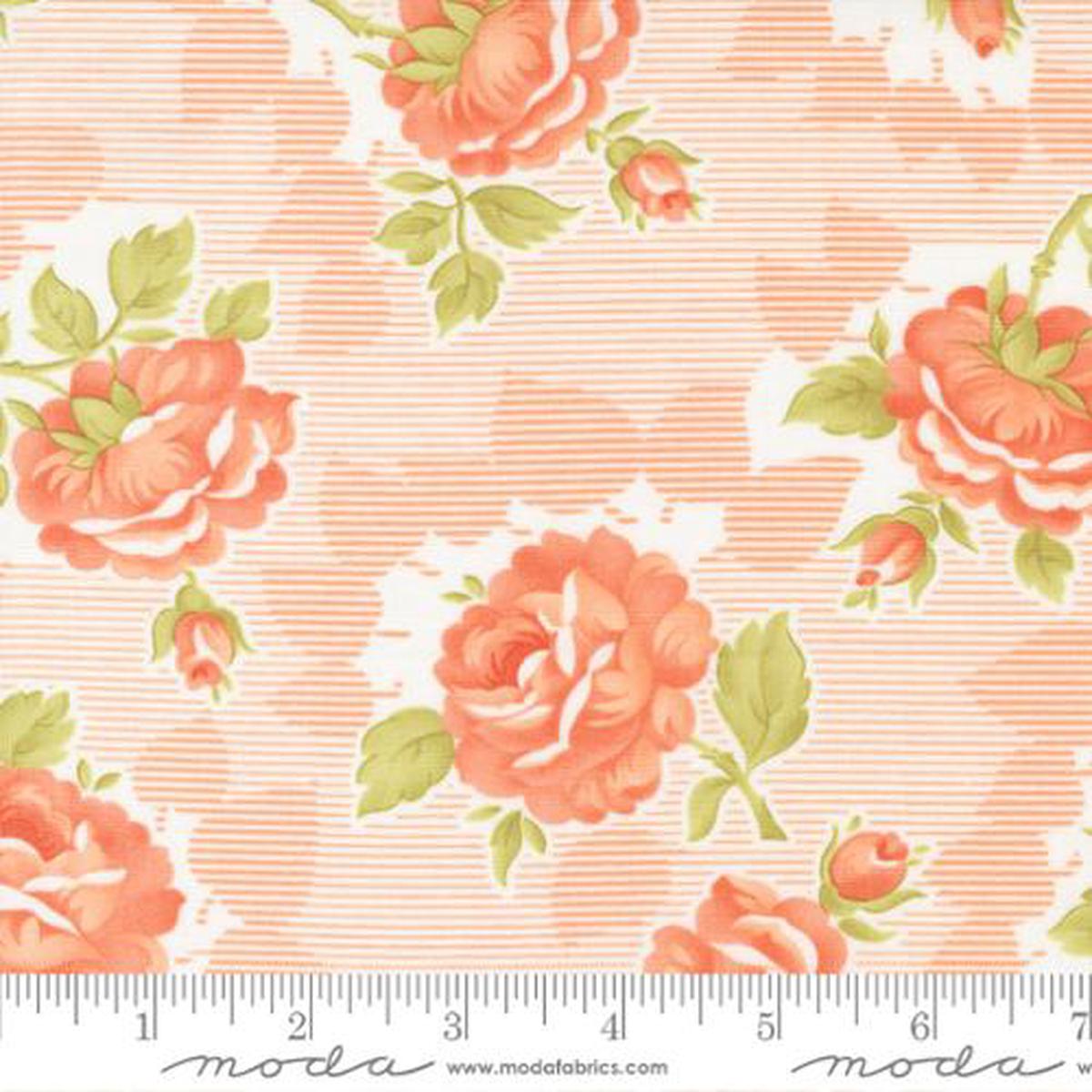 cinnamon-and-cream-collection-large-floral-cotton-fabric-20450