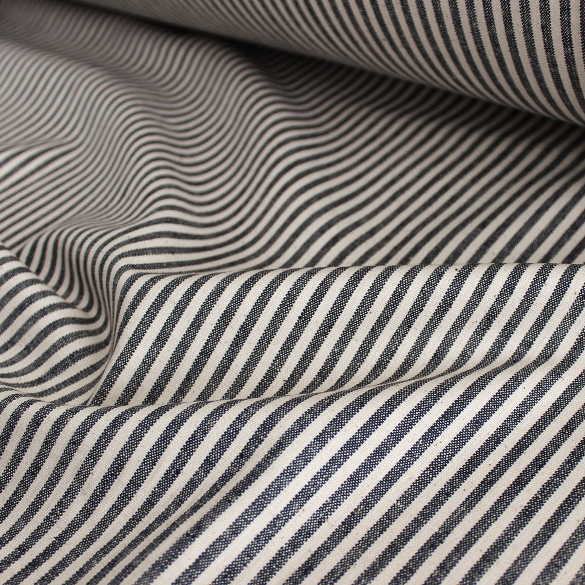 6oz-hemp-organic-cotton-canvas-stripe-black-natural