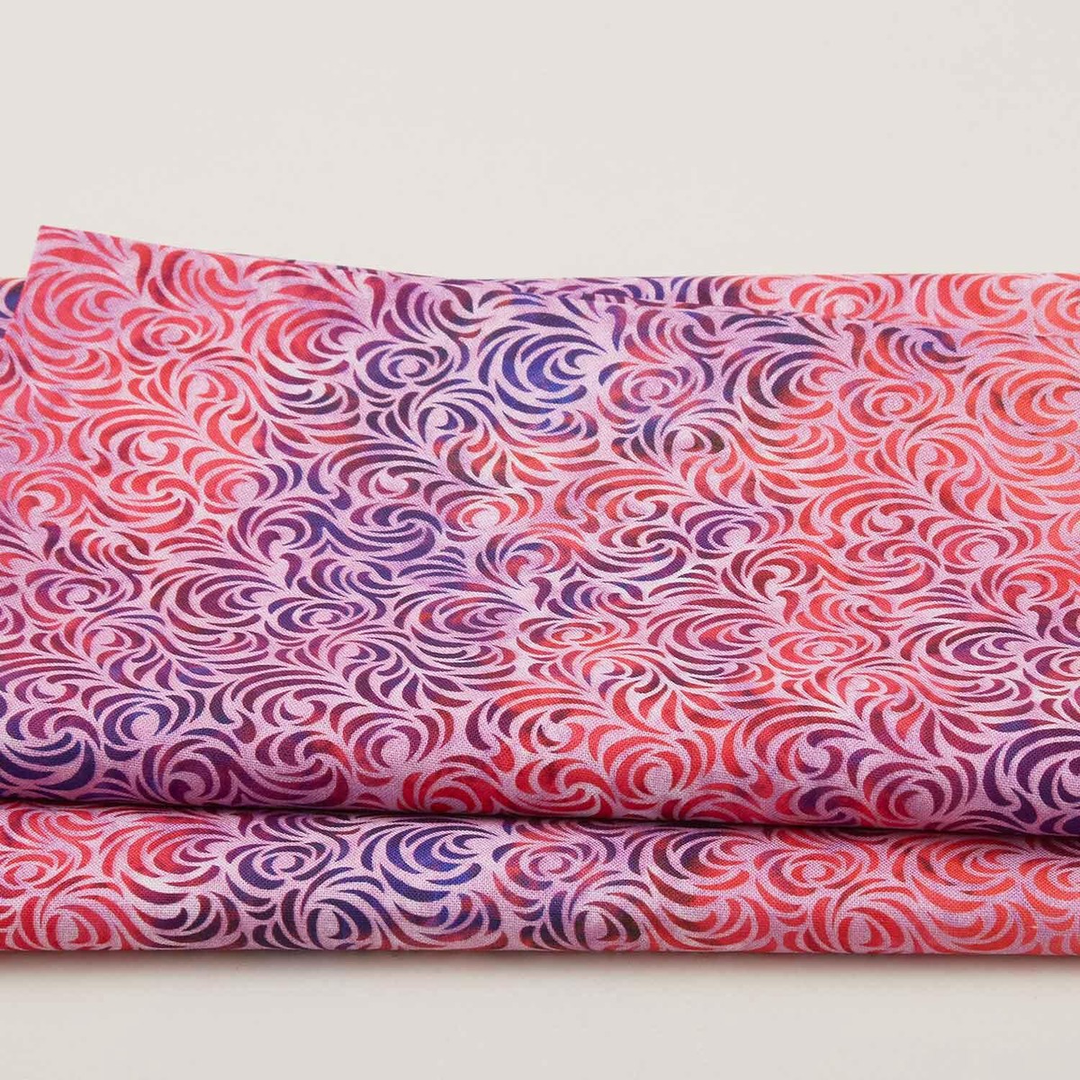 sunlit-hummingbirds-thistle-swirls-2-yard-cut