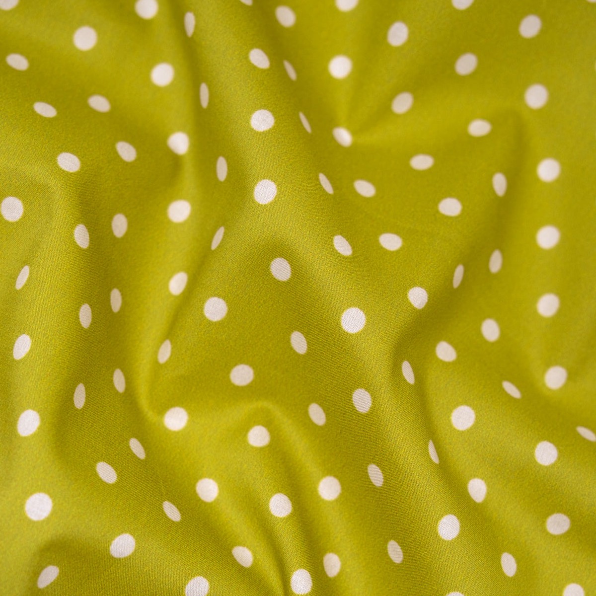 little-dots-printed-cotton-lawn-imperfect-mojito-ivory