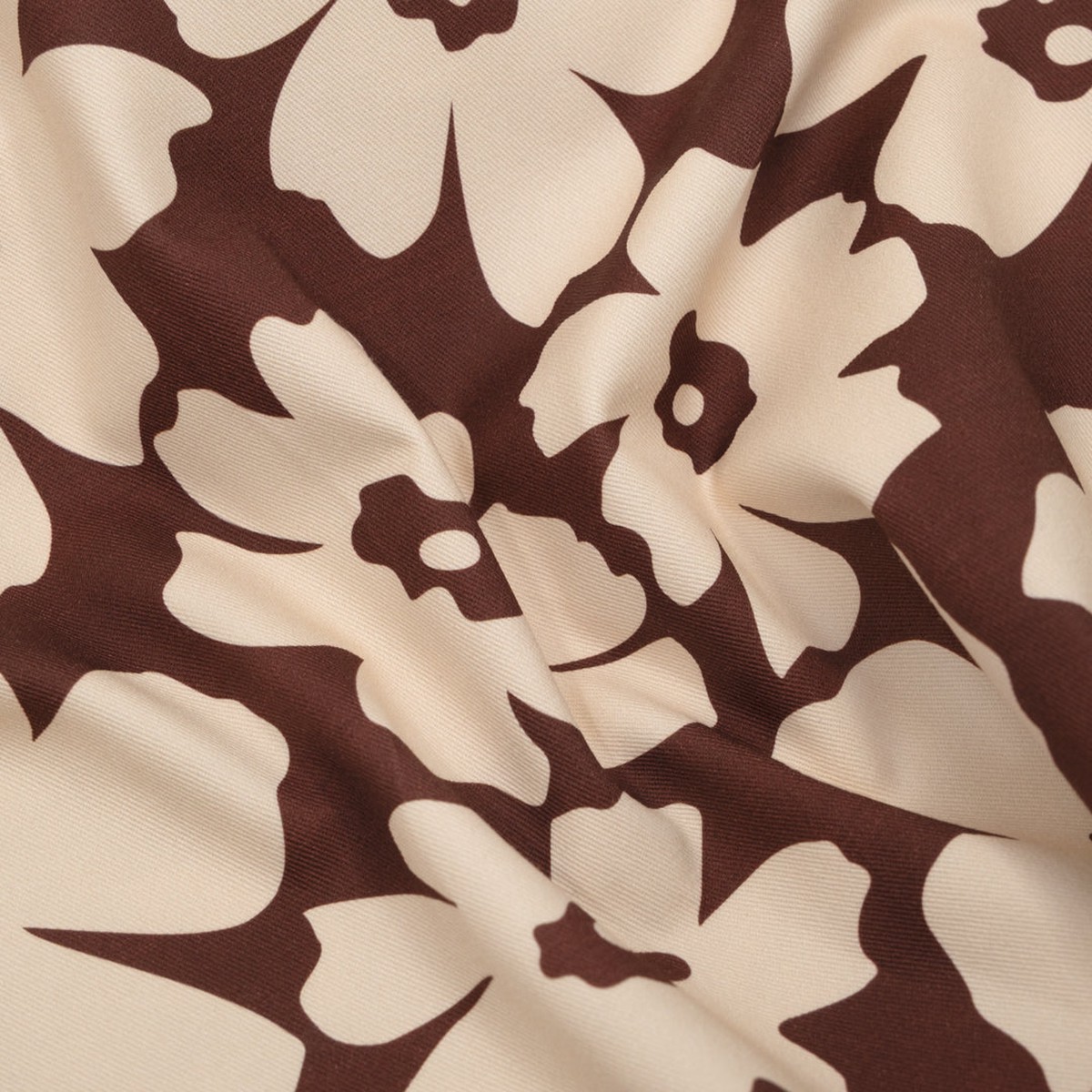poppy-field-printed-cotton-twill-baked-clay-ecru