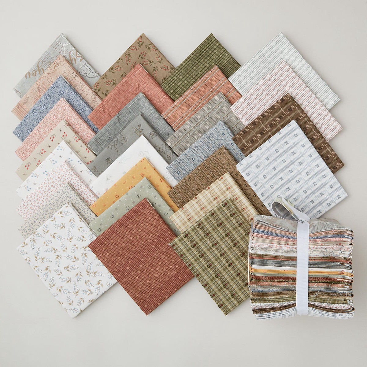 simply-charming-fat-quarter-bundle