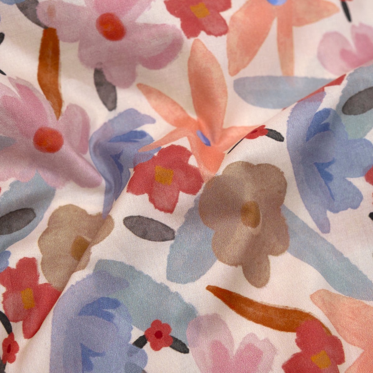 stained-glass-garden-printed-cotton-lawn-cream-multi