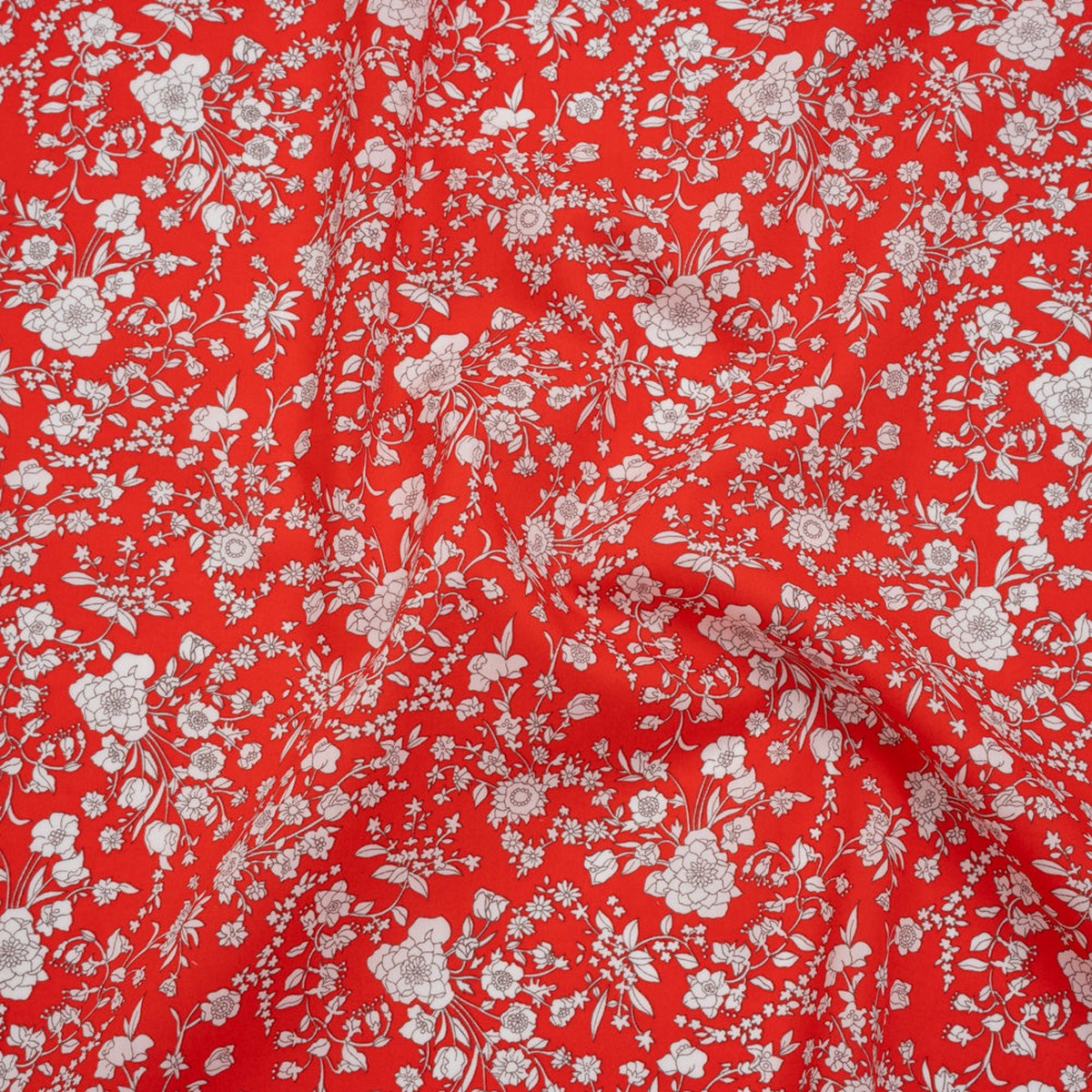 liberty-fabrics-tana-lawn-summer-blooms-red-scarlet-red-and-white-floral