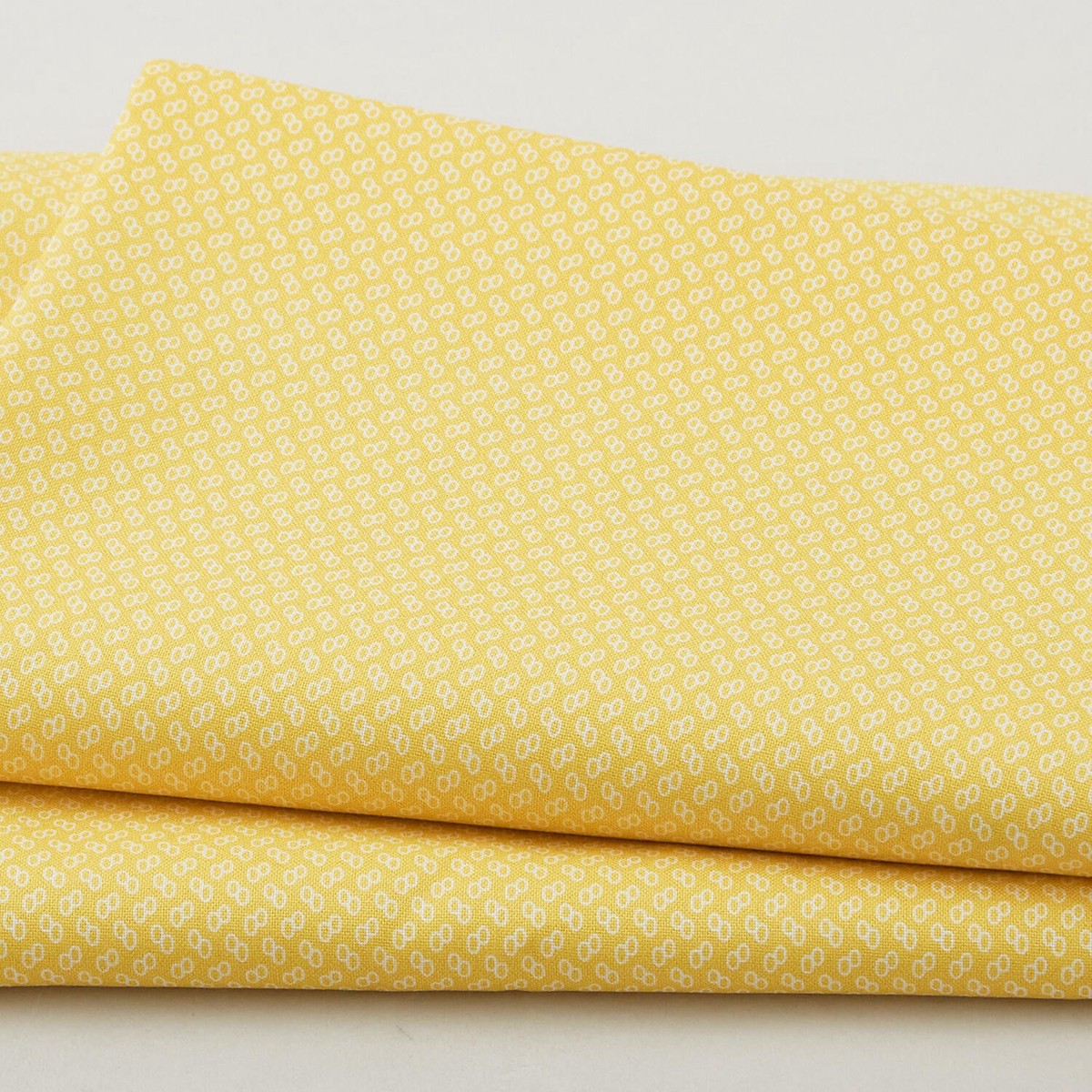 georgette-sunshine-linked-ovals-2-yard-cut