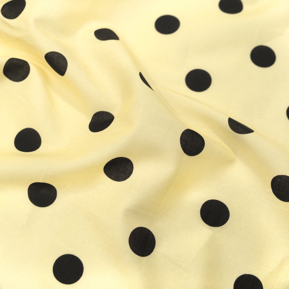big-dots-printed-cotton-lawn-butter-black