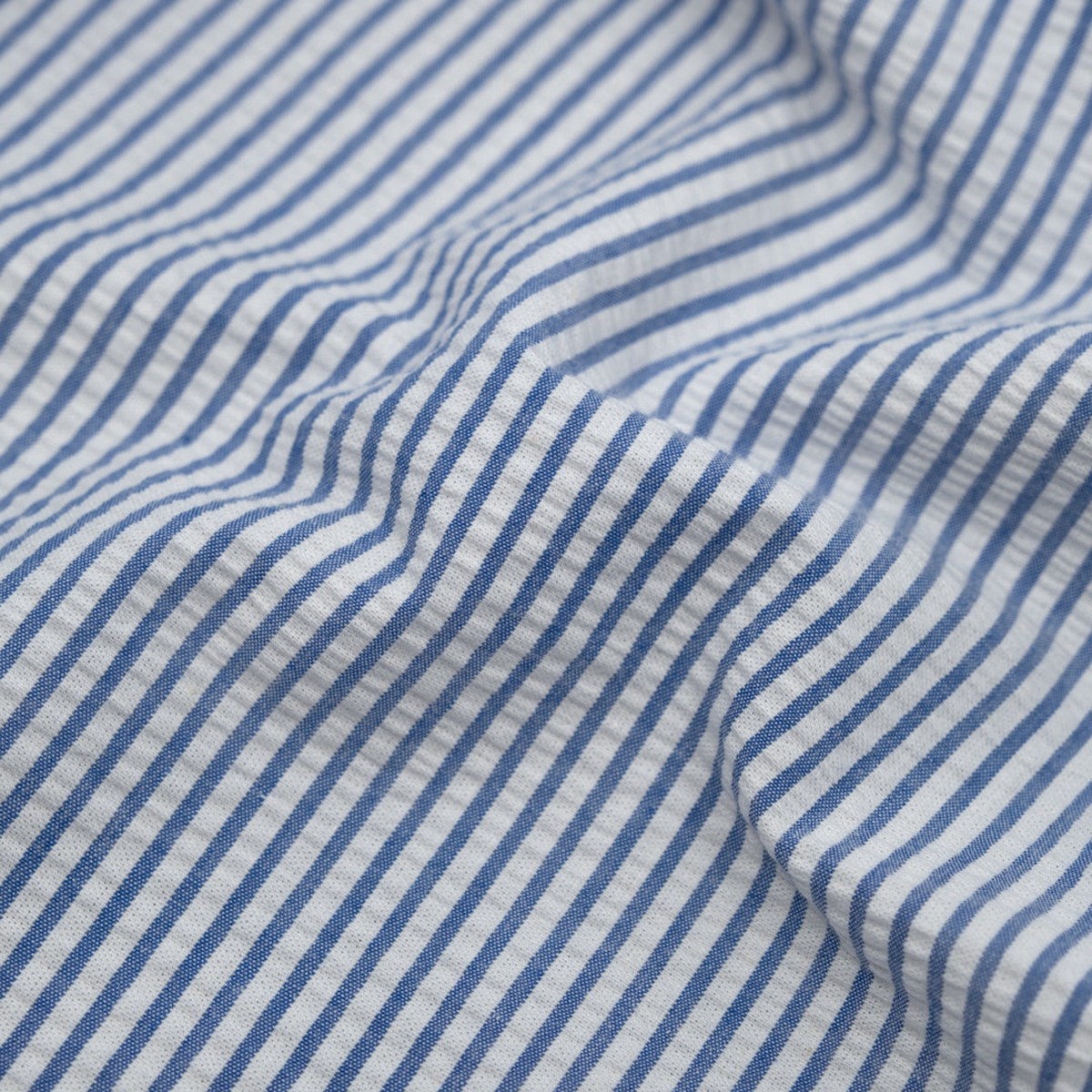 mini-stripe-cotton-seersucker-cornflower-white