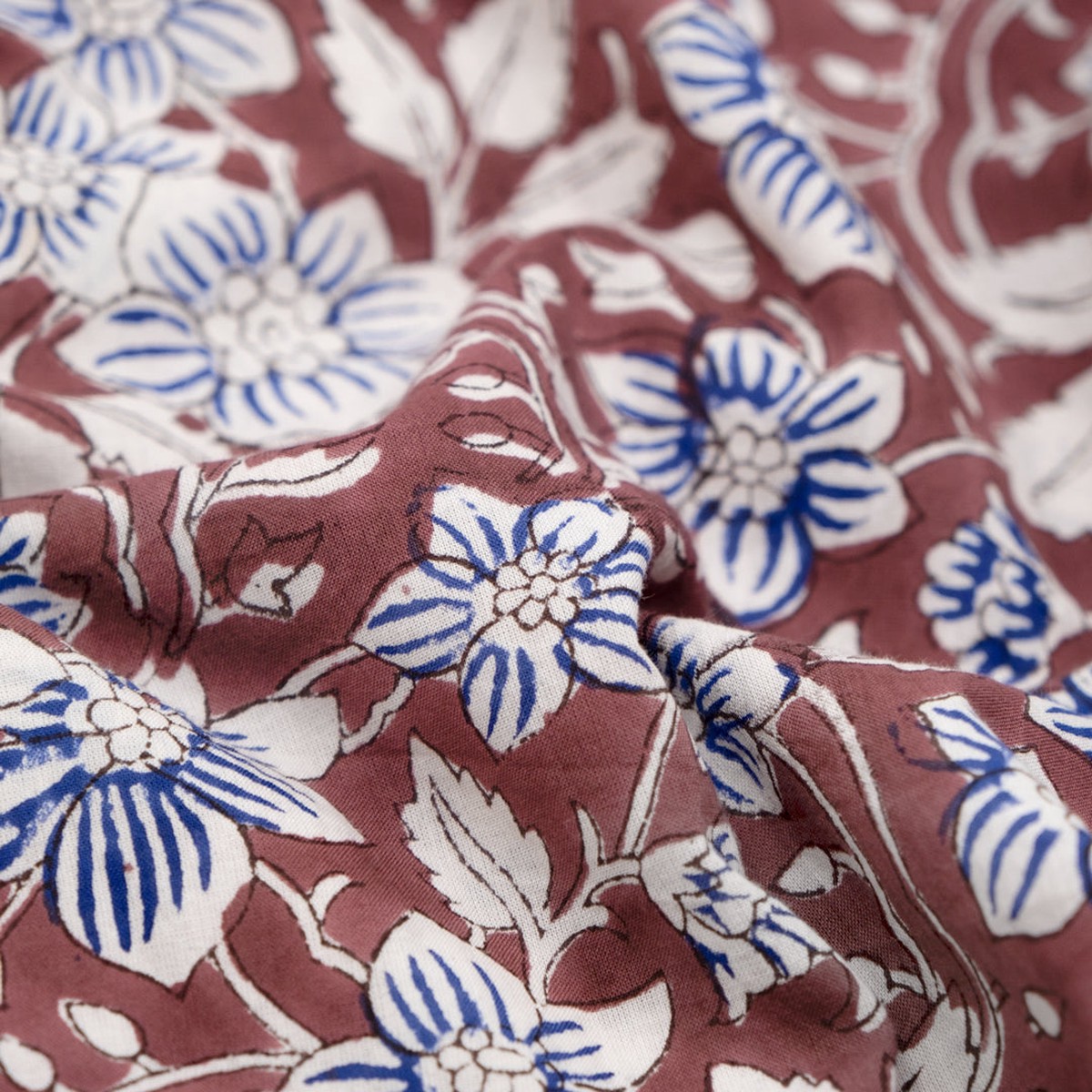 tapestry-block-printed-organic-cotton-batiste-mauve-white