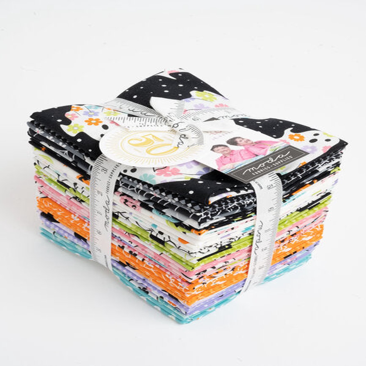 fab-boo-lous-32-pc-fat-quarter-bundle