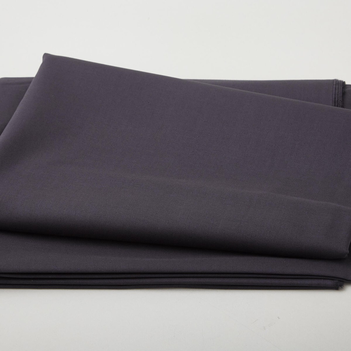 kona-cotton-charcoal-3-yard-cut