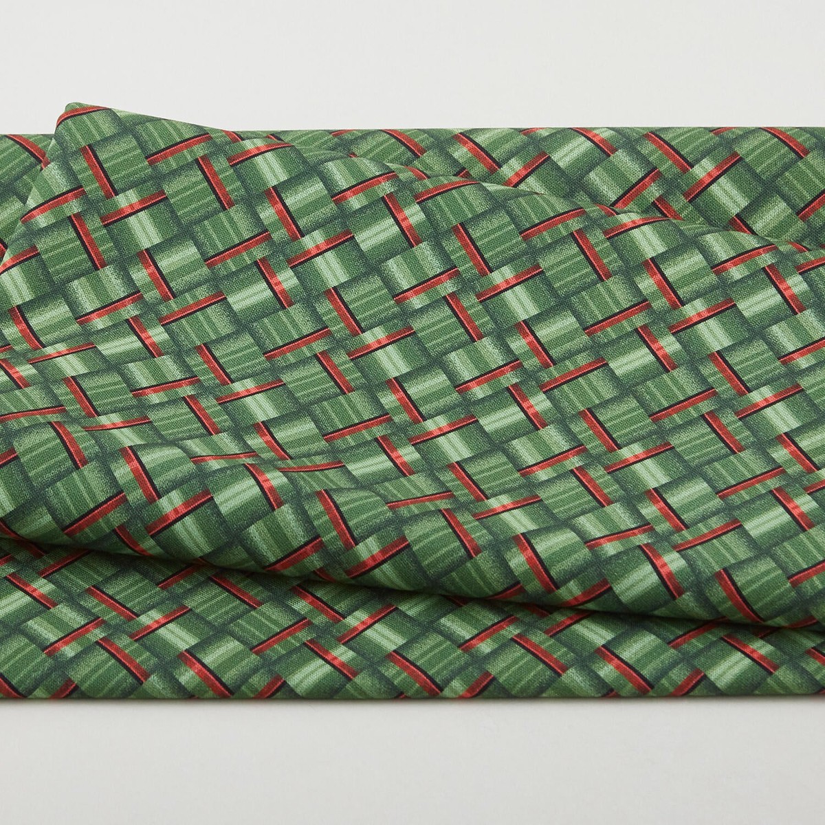 evergreen-bows-favorites-bias-plaid-green-2-yard-cuts