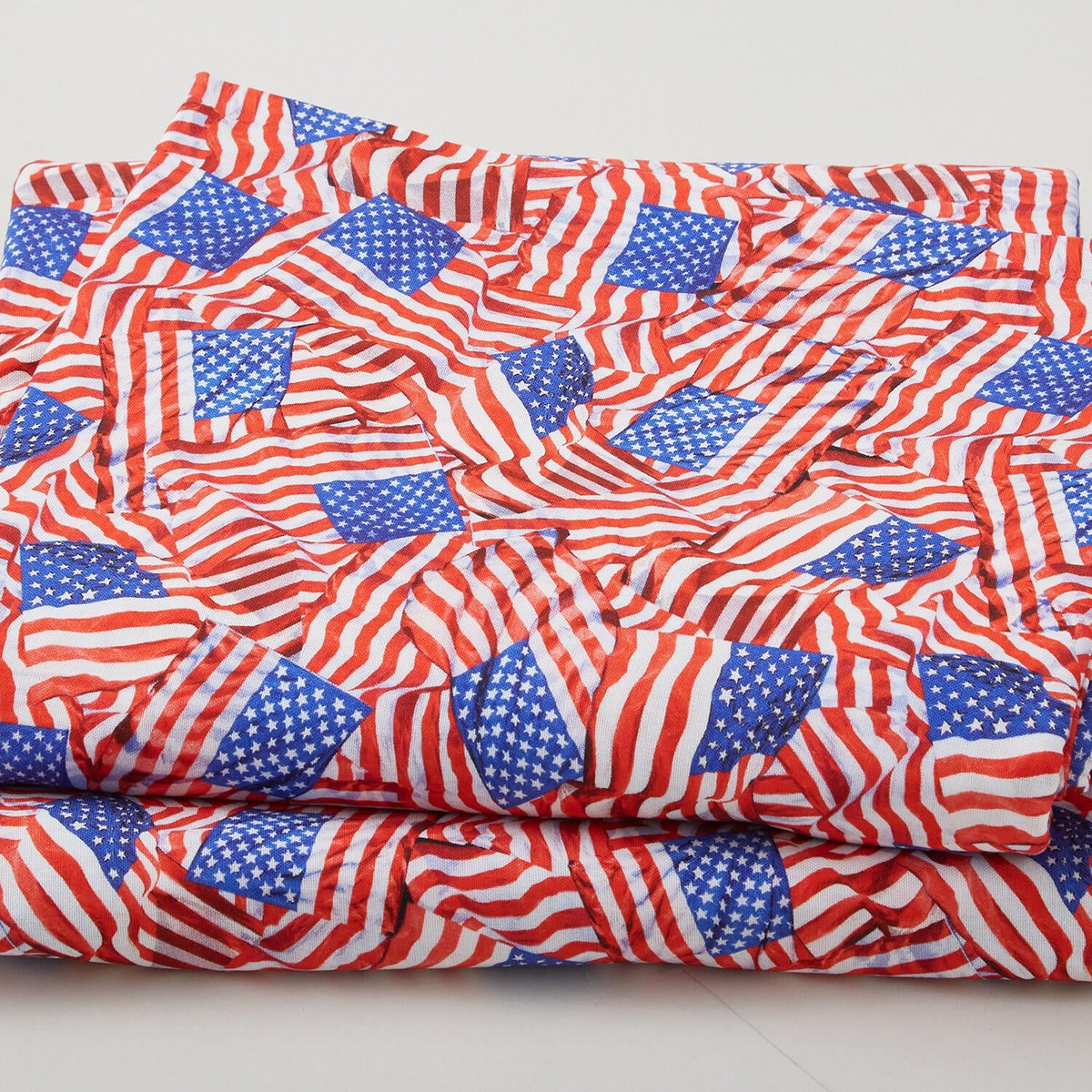 old-glory-on-108-widebacks-red-3-yard-cut
