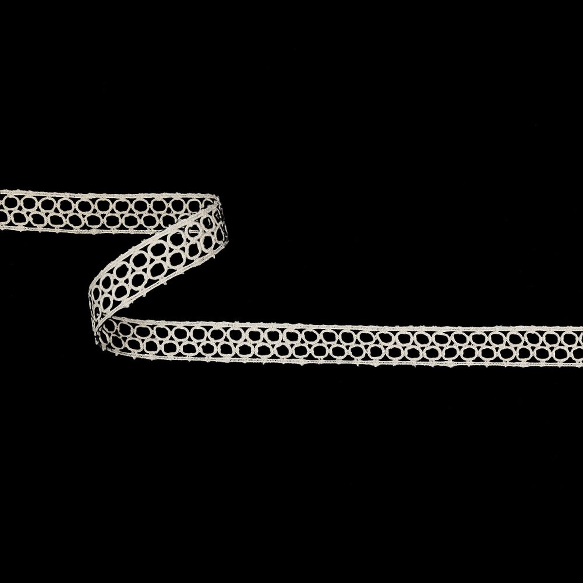 white-circles-venise-lace-trim-0-625