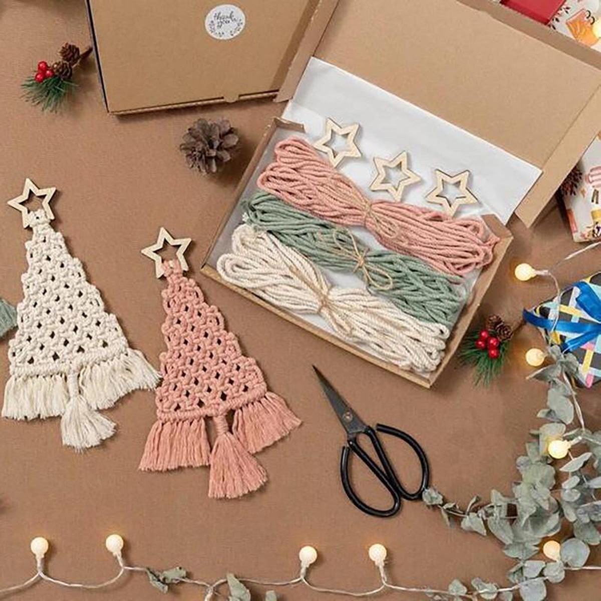 diy-christmas-tree-ornaments-macrame-kit