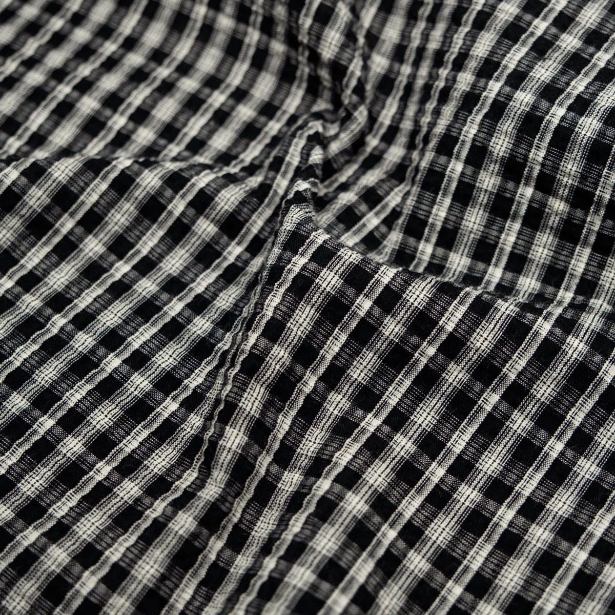 bungalow-plaid-cotton-poly-seersucker-black