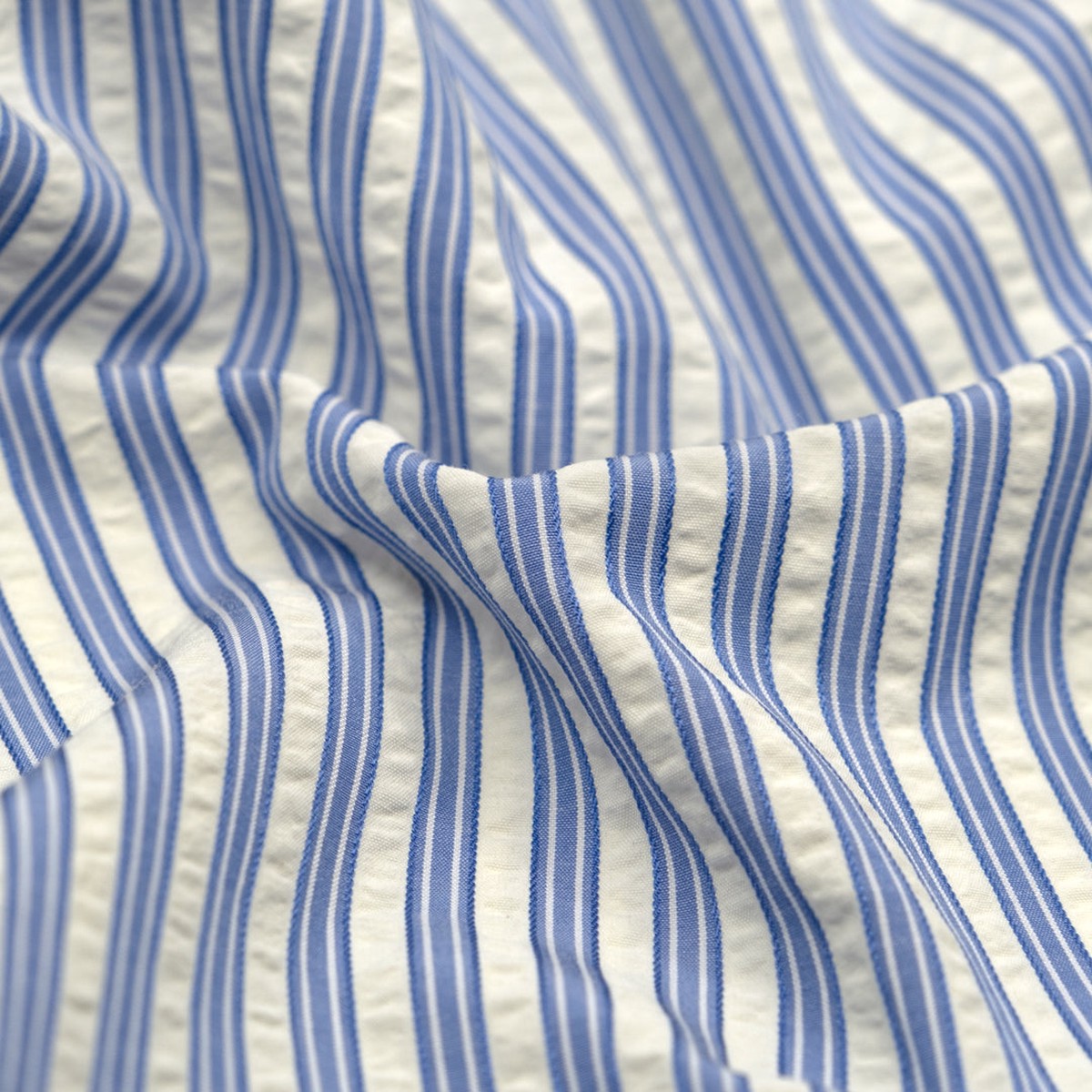 medley-stripe-poly-cotton-seersucker-cornflower