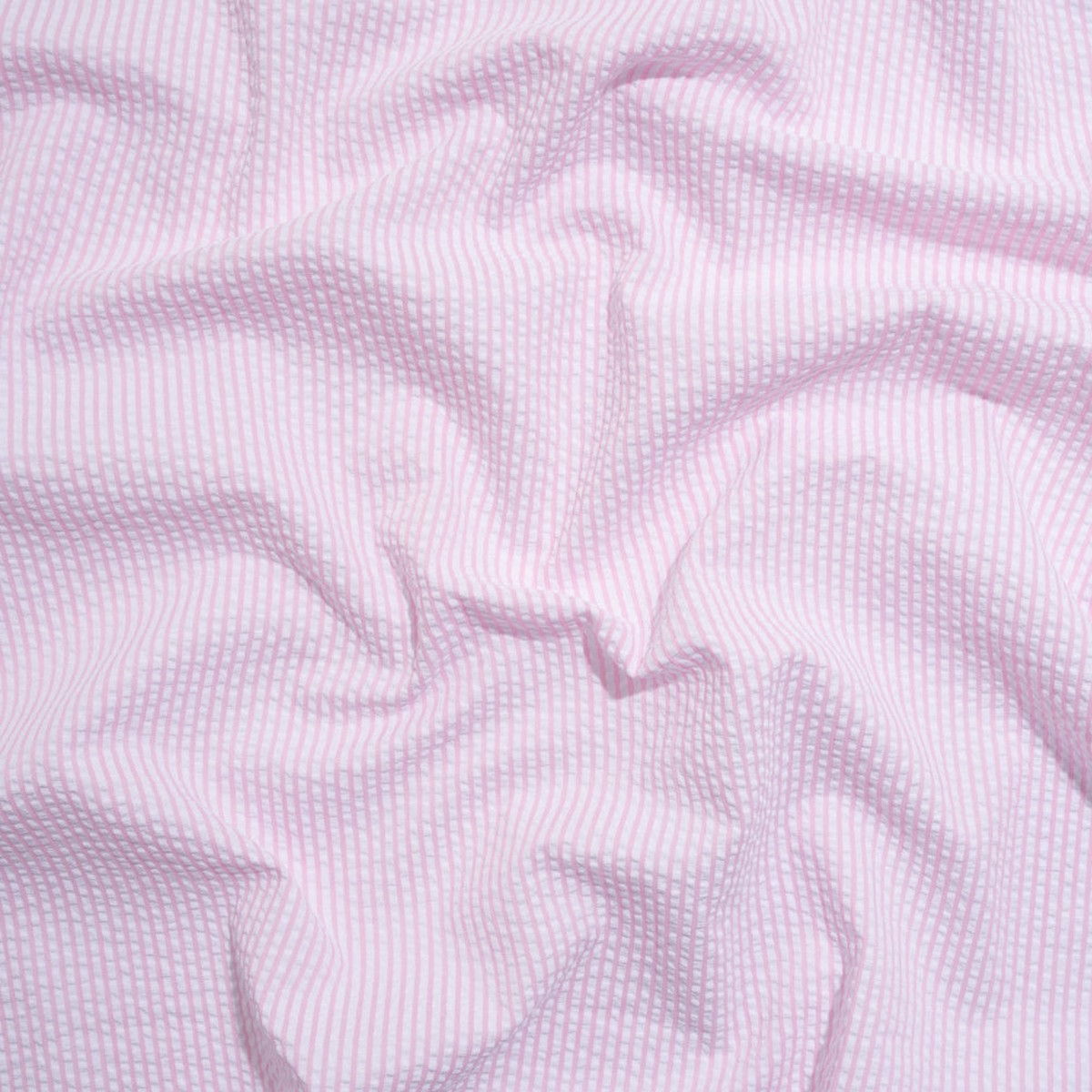 polyester-and-cotton-seersucker-pink-and-white-candy-stripes-wylie-collection