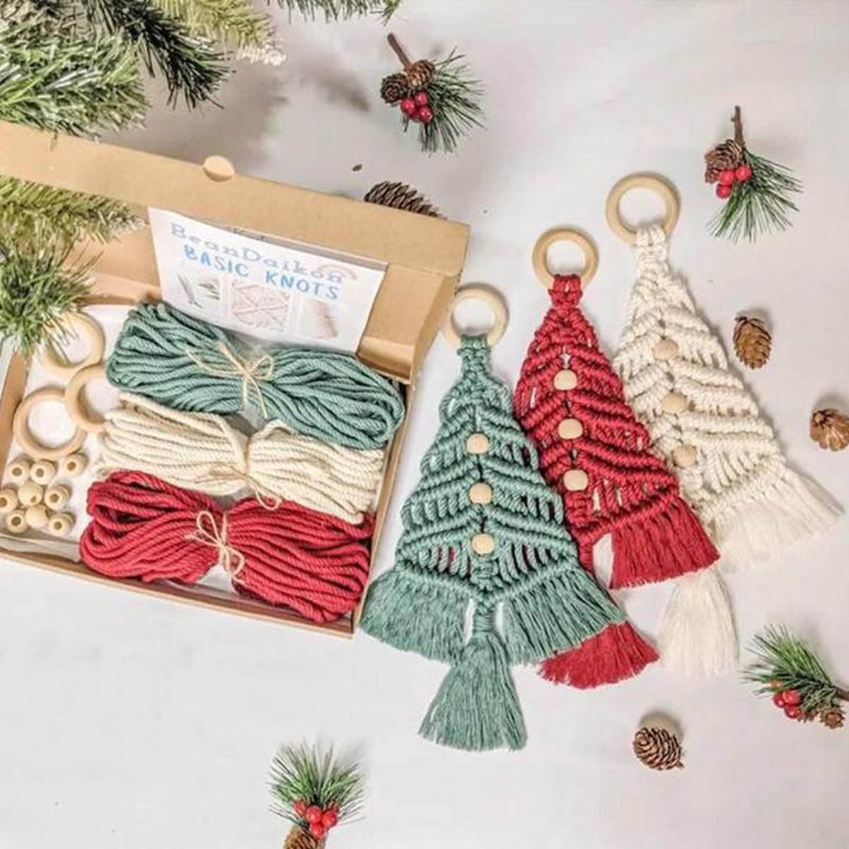 diy-christmas-tree-macrame-kit