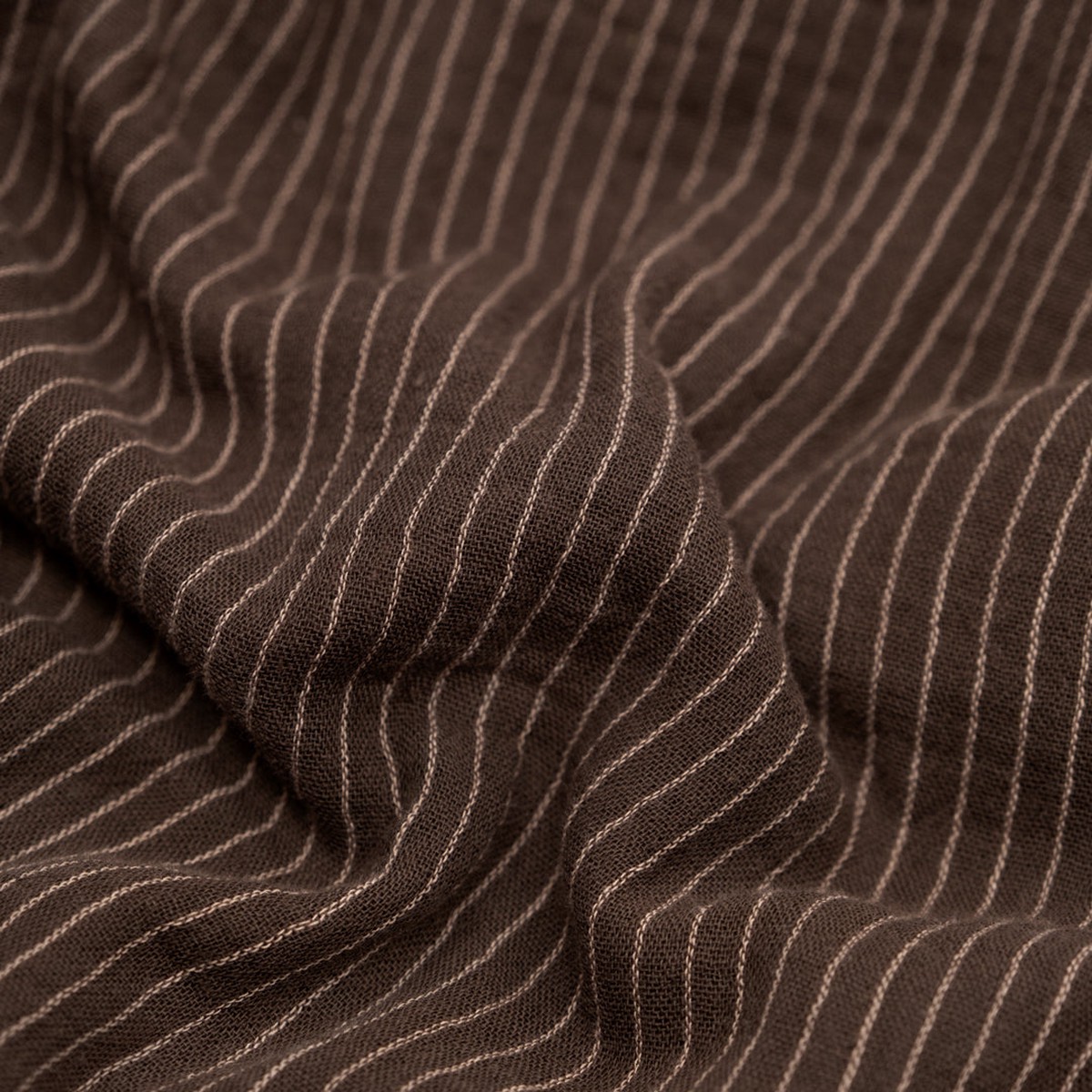 pinstripe-organic-cotton-double-gauze-chocolate