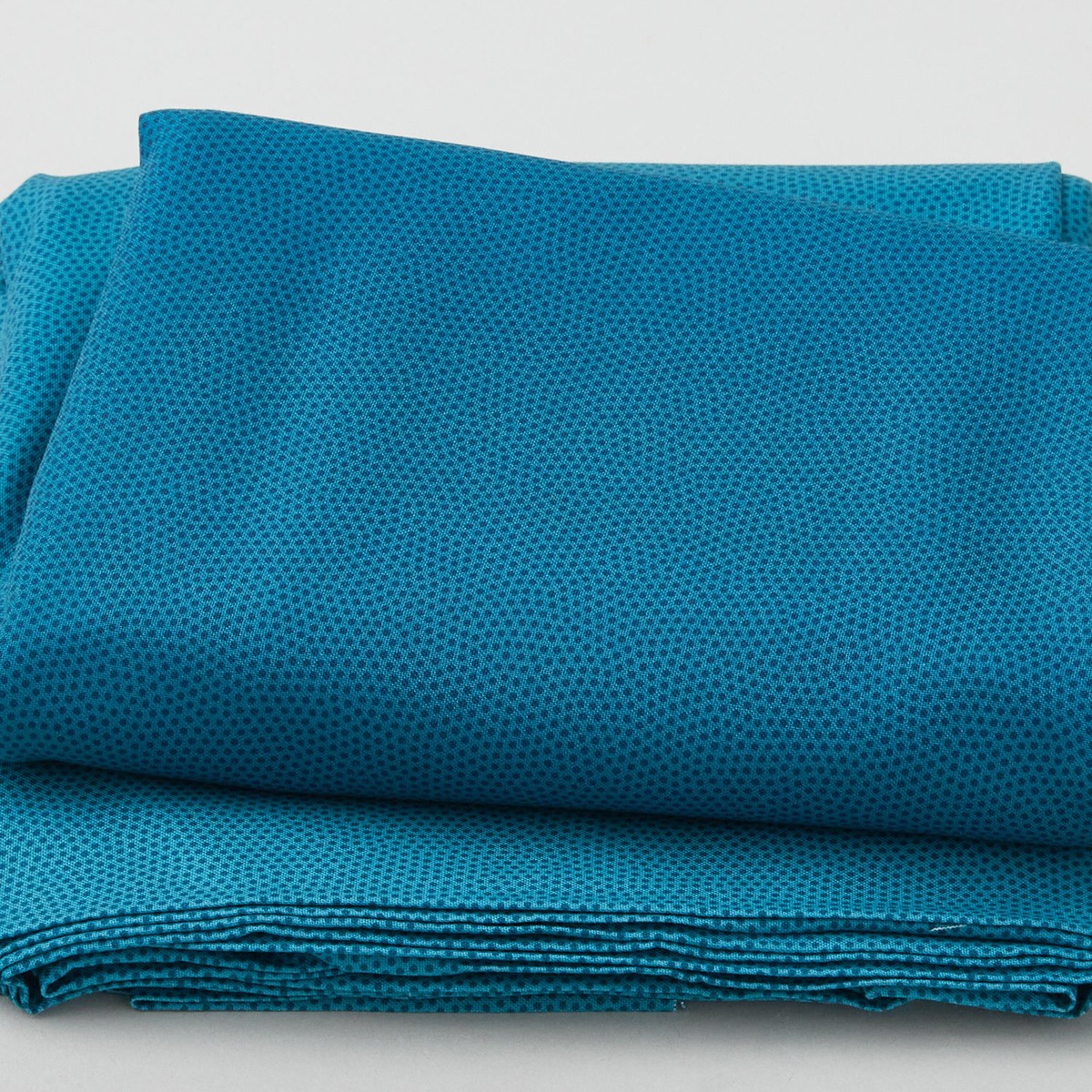 stipple-strata-aruba-3-yard-cut