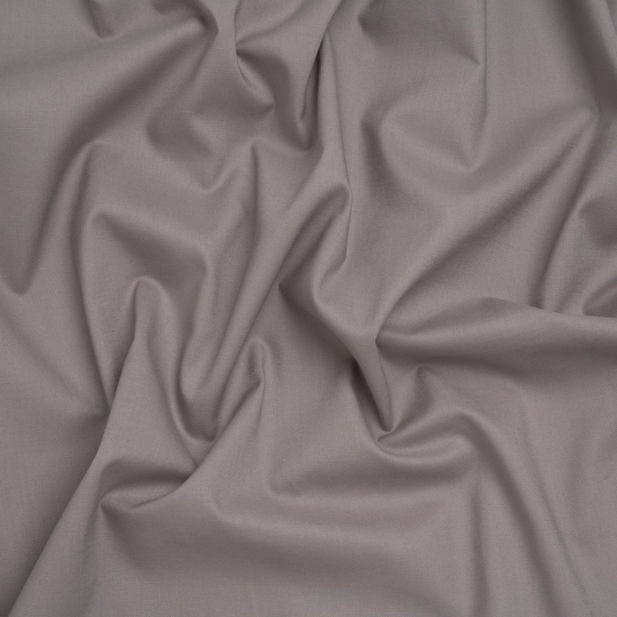 sew-classic-solid-quilting-cotton-fabrics-ash