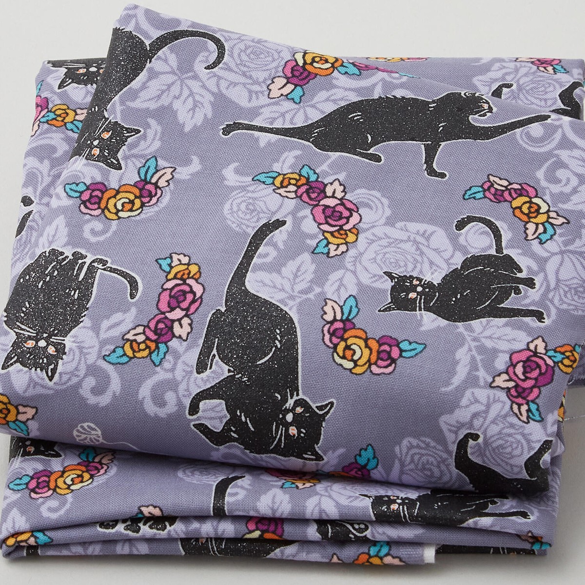 totally-twilight-cats-shadow-metallic-2-yard-cut