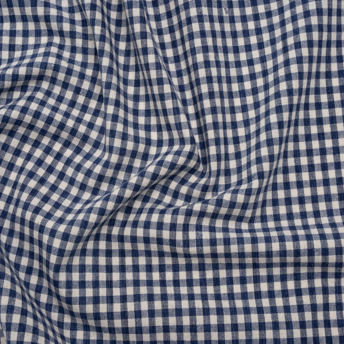 cotton-homespun-rustic-shirting-marine-blue-and-cream-gingham-check-deadstock