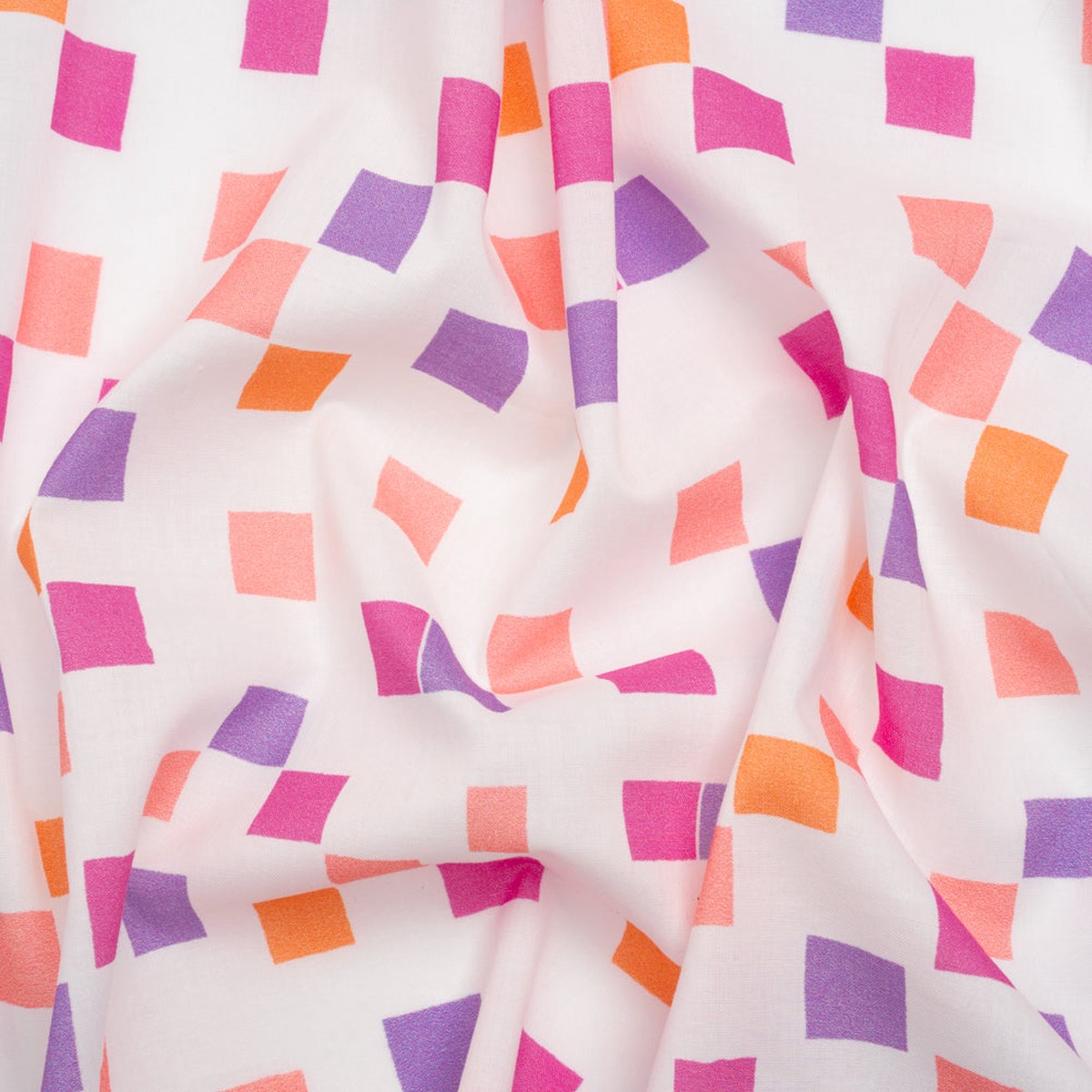 cotton-voile-print-pink-and-purple-square-confetti-mood-exclusive-cubic-field