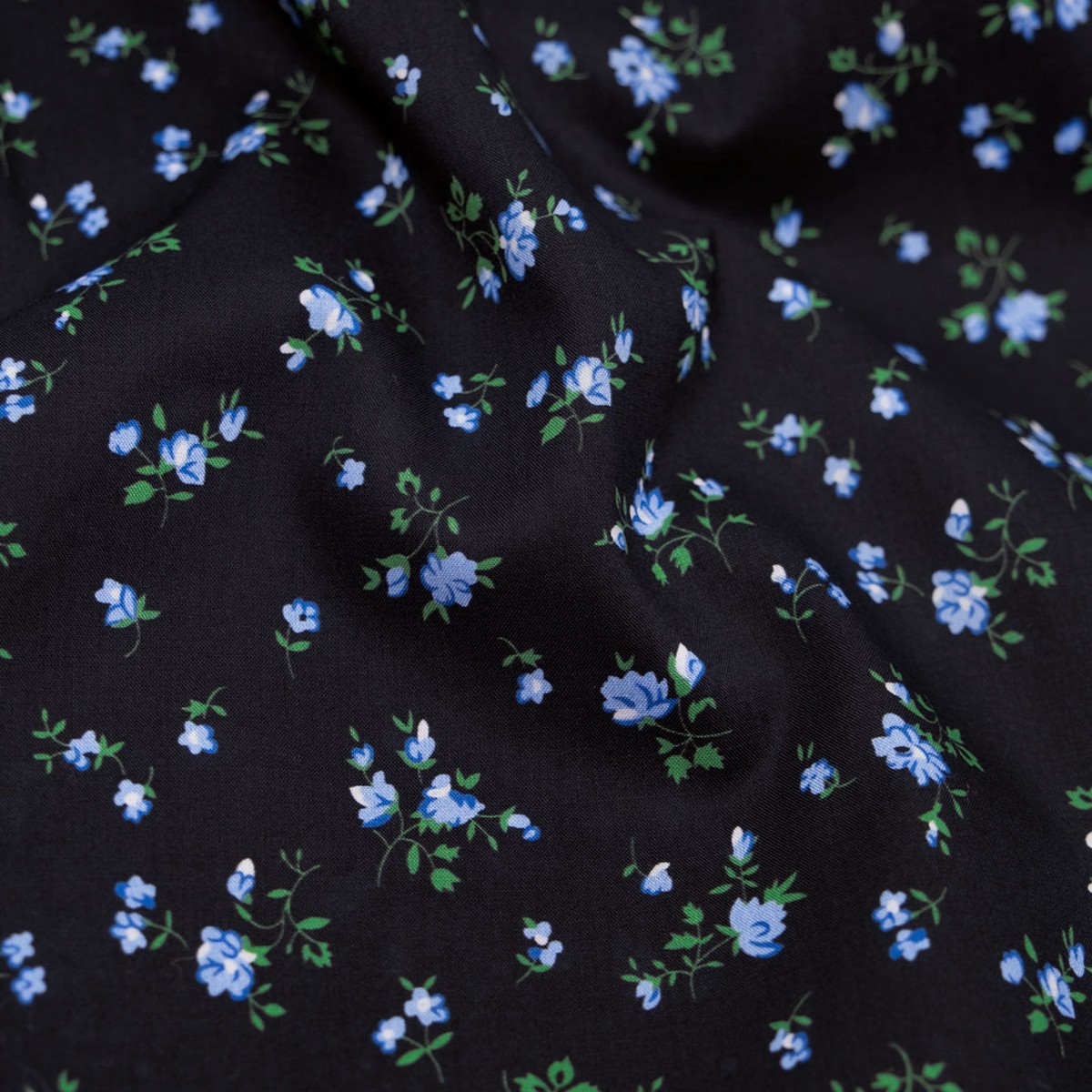 minuet-printed-cotton-lawn-midnight-blue-cornflower