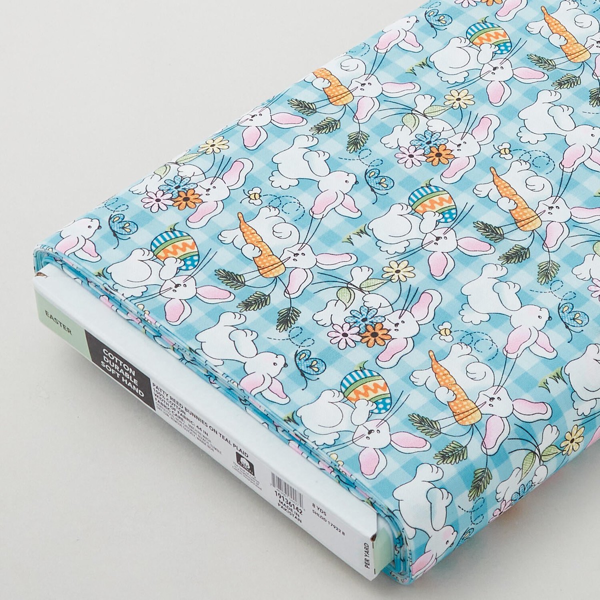 spring-holiday-by-la-di-draw-bopping-bunnies-8-yard-bolt