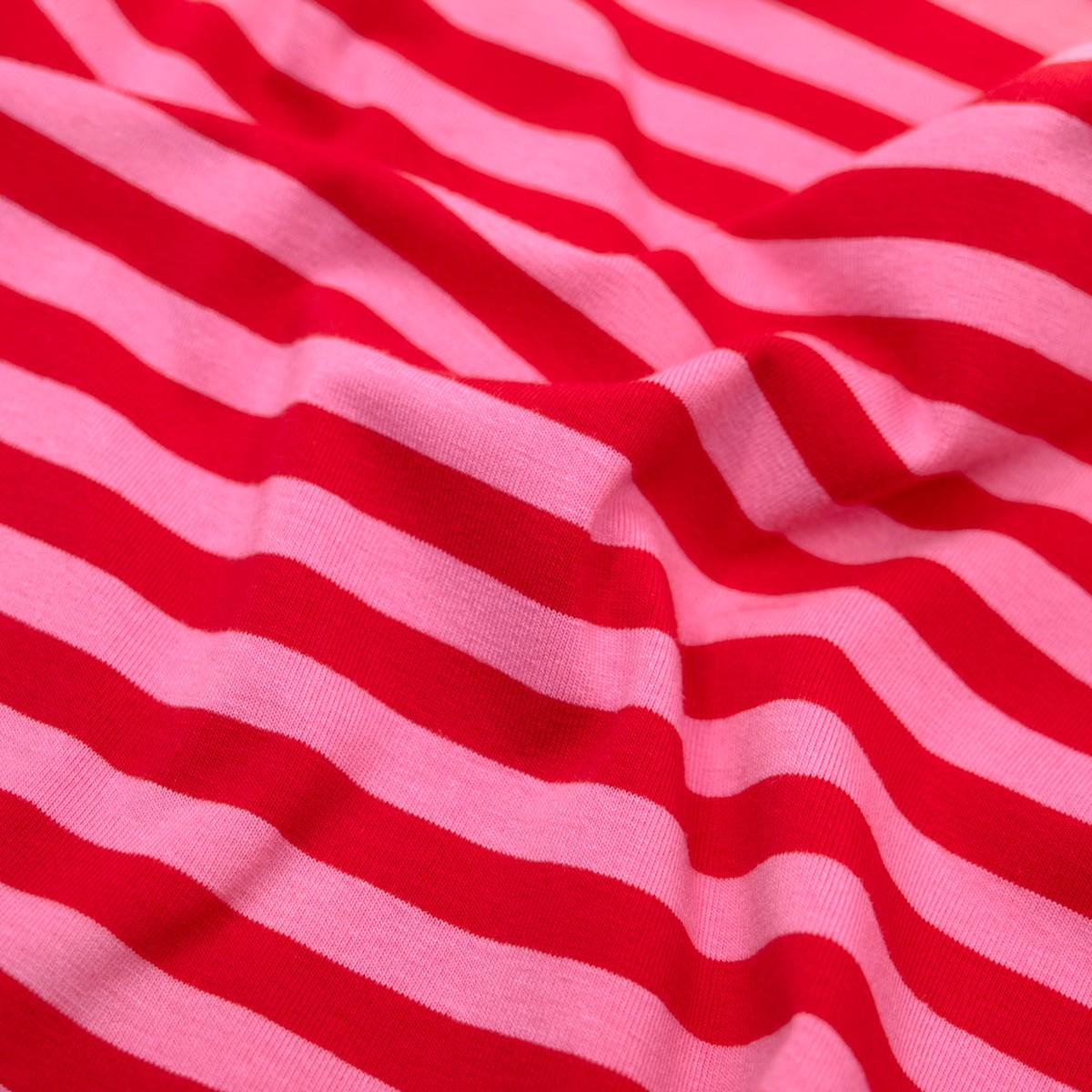 sport-stripe-cotton-jersey-frosting-poppy