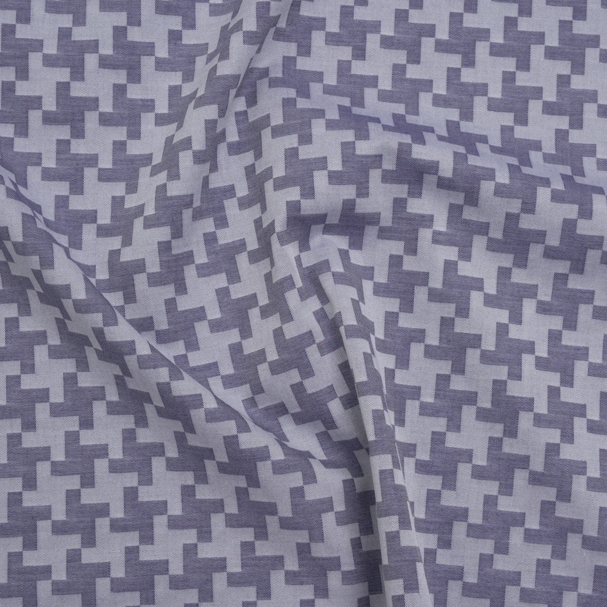 cotton-twill-shirting-dark-blue-and-white-geometric-pinwheels-deadstock