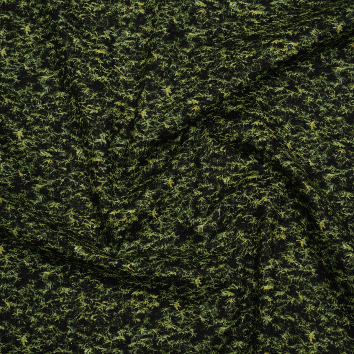 printed-quilting-cotton-by-northcott-studio-dark-green-spruce-naturescapes-collection