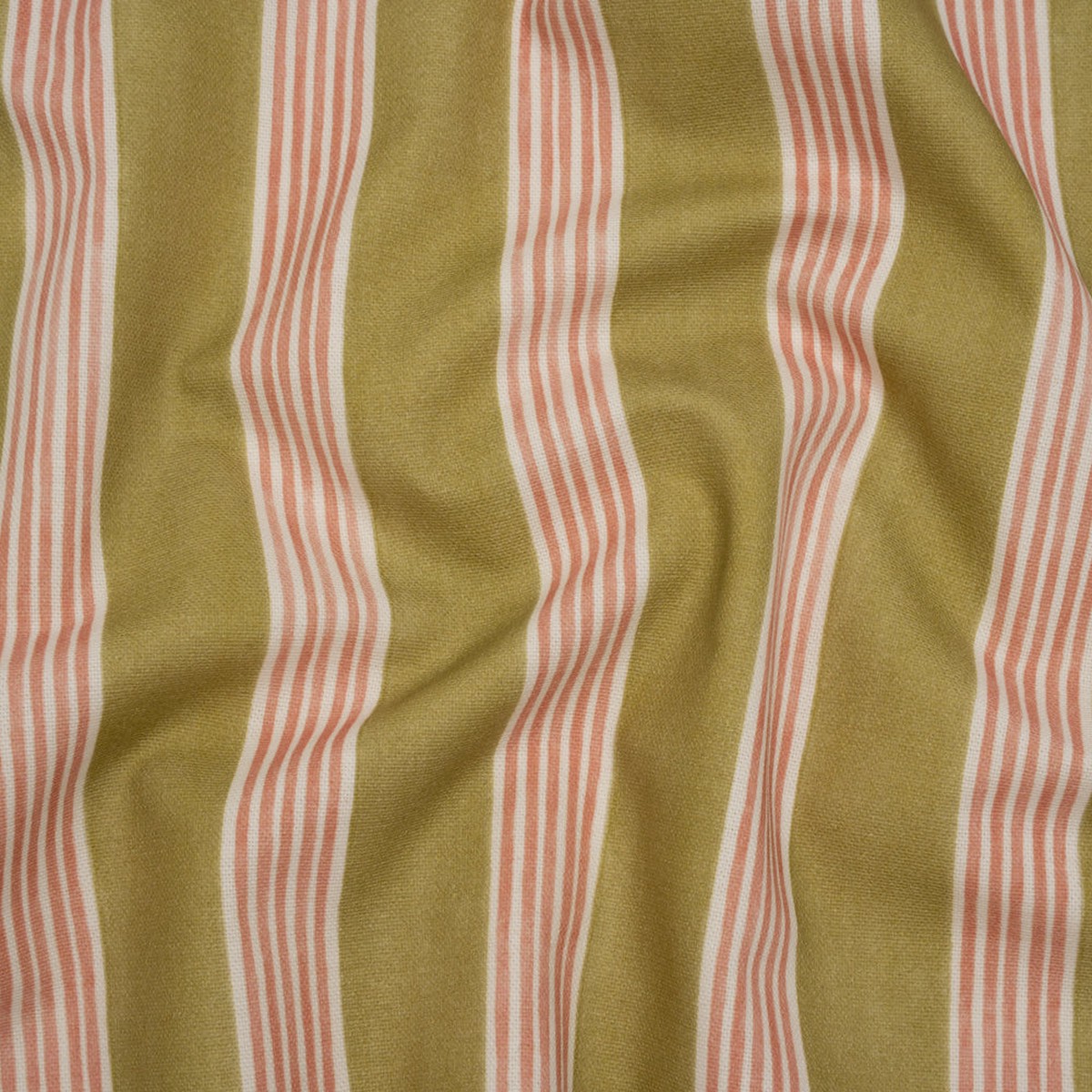 brushed-cotton-and-linen-canvas-carnation-stripes-british-imported
