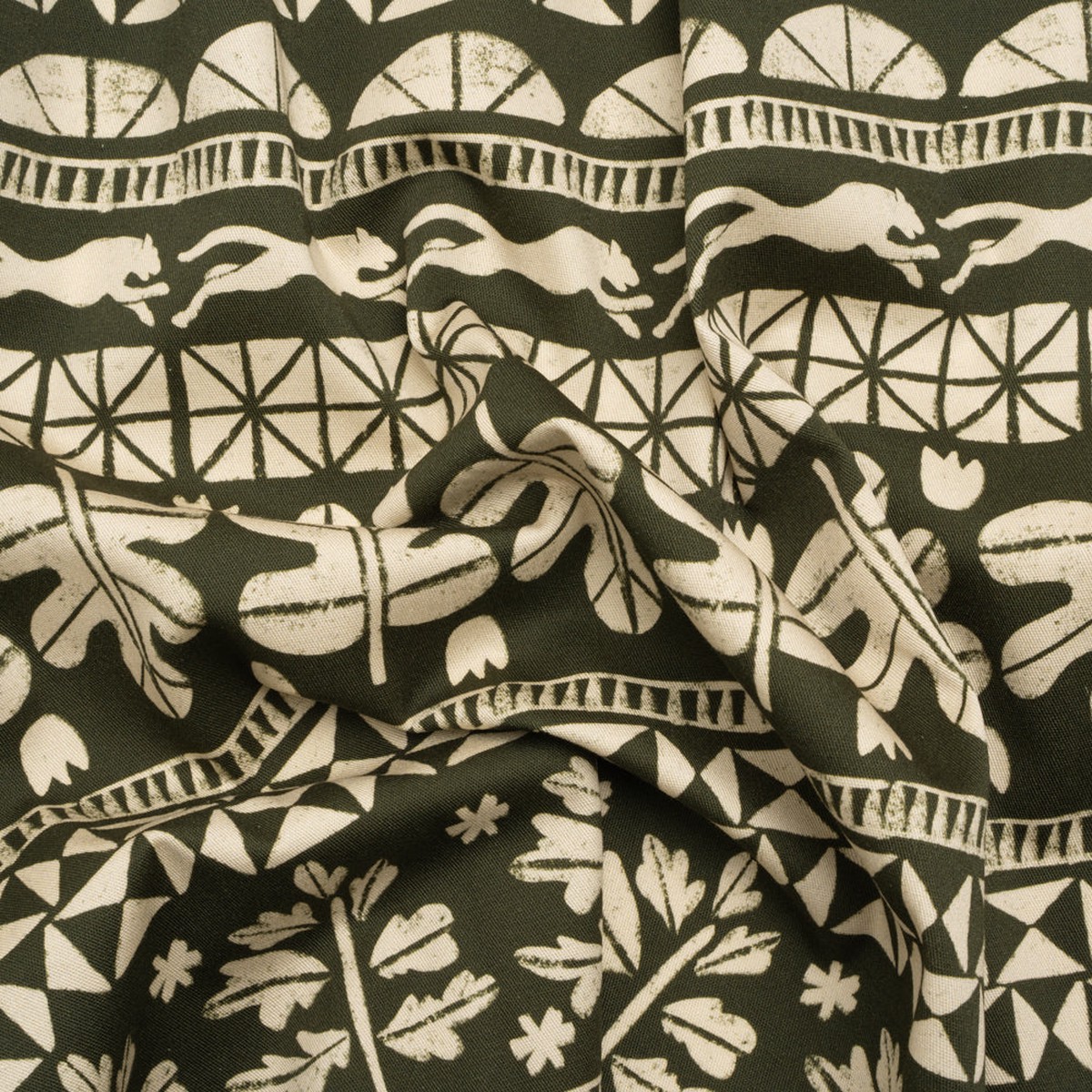 stretch-cotton-twill-print-dark-olive-animal-leaf-and-geometric-stripes-mood-exclusive-puma-pounce